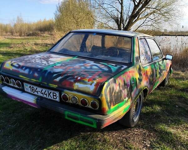 Белый Опель Рекорд, объемом двигателя 2 л и пробегом 100 тыс. км за 1000 $, фото 3 на Automoto.ua