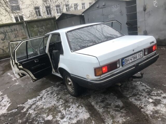 Білий Опель Рекорд, об'ємом двигуна 1.9 л та пробігом 300 тис. км за 750 $, фото 5 на Automoto.ua