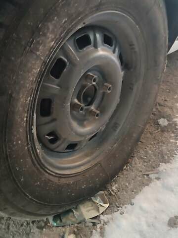 Белый Опель Рекорд, объемом двигателя 1 л и пробегом 220 тыс. км за 419 $, фото 5 на Automoto.ua