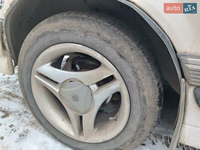 Белый Опель Рекорд, объемом двигателя 1.8 л и пробегом 250 тыс. км за 800 $, фото 11 на Automoto.ua