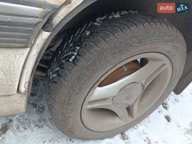 Белый Опель Рекорд, объемом двигателя 1.8 л и пробегом 250 тыс. км за 800 $, фото 13 на Automoto.ua