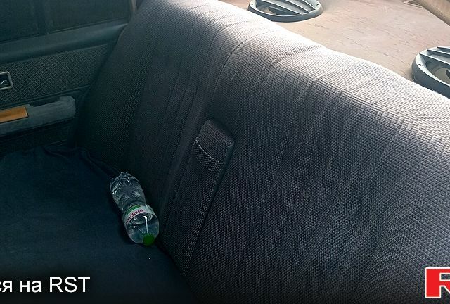 Бежевый Опель Рекорд, объемом двигателя 2 л и пробегом 500 тыс. км за 1200 $, фото 5 на Automoto.ua