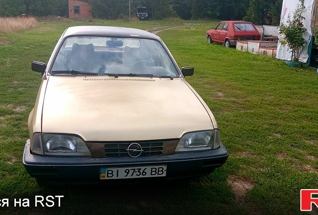 Бежевый Опель Рекорд, объемом двигателя 2 л и пробегом 500 тыс. км за 1200 $, фото 3 на Automoto.ua