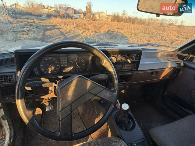 Бежевий Опель Рекорд, об'ємом двигуна 2 л та пробігом 200 тис. км за 350 $, фото 4 на Automoto.ua