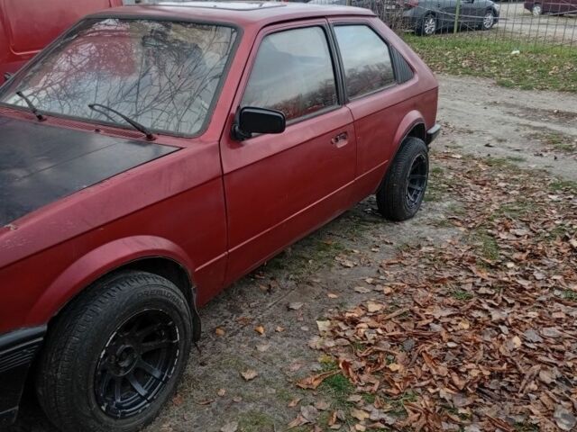 Чорний Опель Рекорд, об'ємом двигуна 1.3 л та пробігом 111 тис. км за 593 $, фото 6 на Automoto.ua