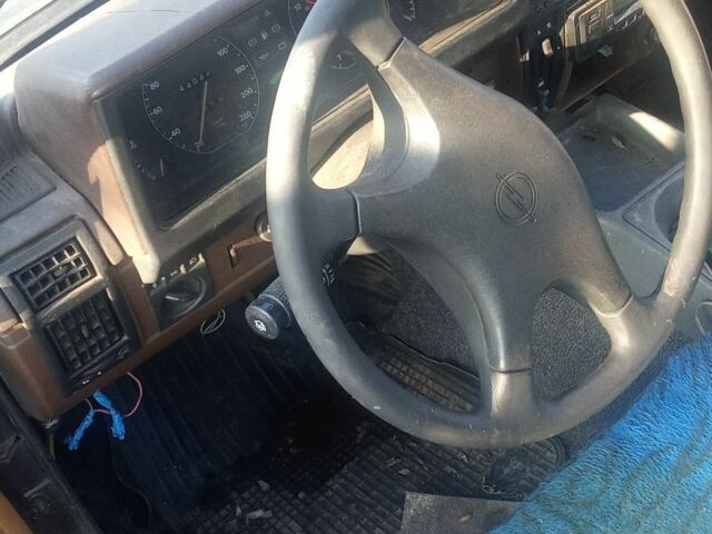 Чорний Опель Рекорд, об'ємом двигуна 0 л та пробігом 440 тис. км за 372 $, фото 1 на Automoto.ua