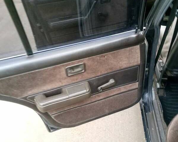 Чорний Опель Рекорд, об'ємом двигуна 2.2 л та пробігом 50 тис. км за 1600 $, фото 6 на Automoto.ua