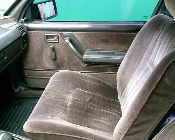 Чорний Опель Рекорд, об'ємом двигуна 2.2 л та пробігом 50 тис. км за 1600 $, фото 9 на Automoto.ua