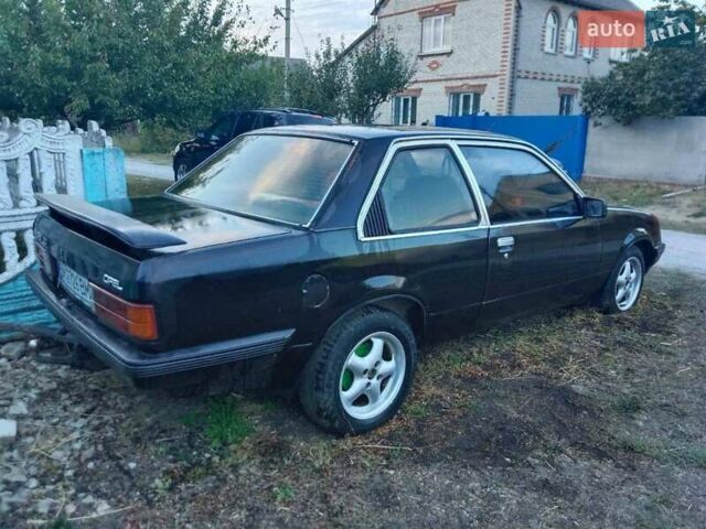 Коричневый Опель Рекорд, объемом двигателя 1.98 л и пробегом 200 тыс. км за 1100 $, фото 1 на Automoto.ua