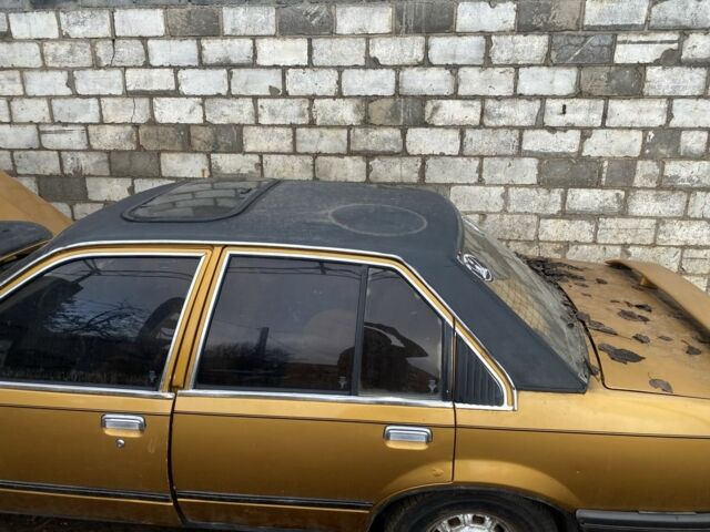 Коричневий Опель Рекорд, об'ємом двигуна 0 л та пробігом 100 тис. км за 500 $, фото 6 на Automoto.ua