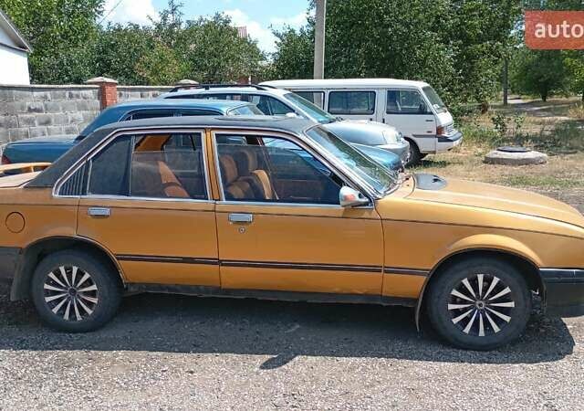 Коричневий Опель Рекорд, об'ємом двигуна 2 л та пробігом 90 тис. км за 500 $, фото 3 на Automoto.ua