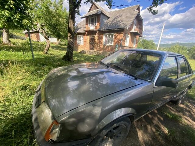 Коричневый Опель Рекорд, объемом двигателя 2.3 л и пробегом 90 тыс. км за 512 $, фото 5 на Automoto.ua