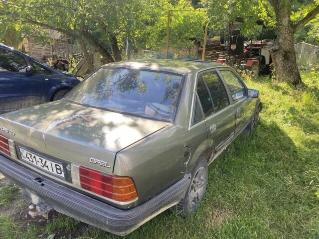 Коричневий Опель Рекорд, об'ємом двигуна 2.3 л та пробігом 90 тис. км за 512 $, фото 1 на Automoto.ua