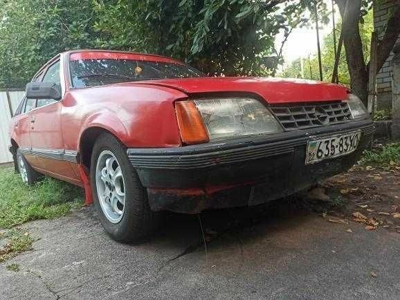 Красный Опель Рекорд, объемом двигателя 0 л и пробегом 95 тыс. км за 600 $, фото 12 на Automoto.ua