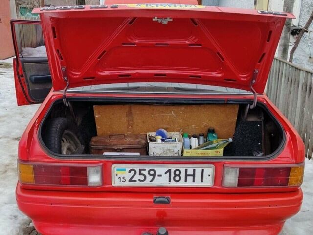 Красный Опель Рекорд, объемом двигателя 2 л и пробегом 100 тыс. км за 1300 $, фото 4 на Automoto.ua