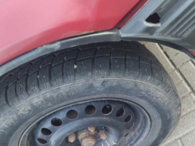 Красный Опель Рекорд, объемом двигателя 2 л и пробегом 333 тыс. км за 888 $, фото 6 на Automoto.ua