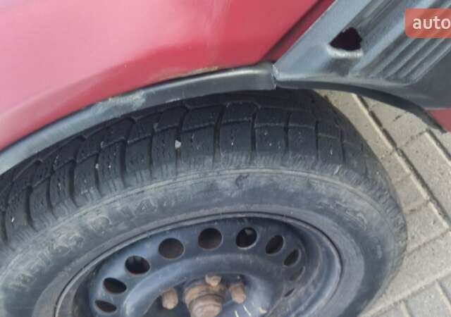 Красный Опель Рекорд, объемом двигателя 1.8 л и пробегом 333 тыс. км за 777 $, фото 2 на Automoto.ua