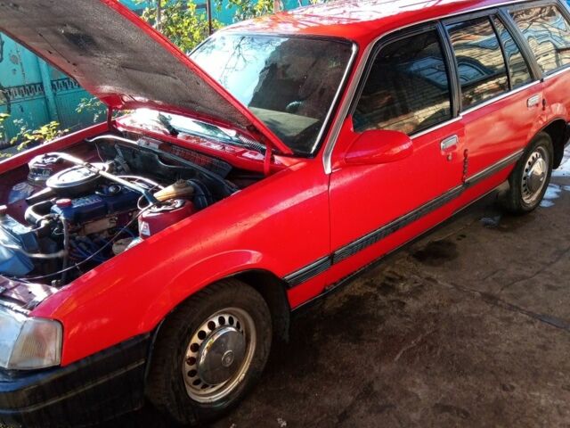 Червоний Опель Рекорд, об'ємом двигуна 0 л та пробігом 100 тис. км за 1100 $, фото 1 на Automoto.ua