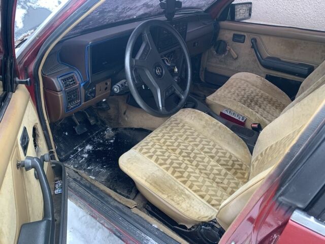 Червоний Опель Рекорд, об'ємом двигуна 2 л та пробігом 3 тис. км за 500 $, фото 2 на Automoto.ua