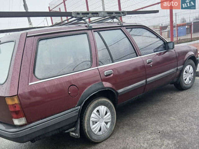 Червоний Опель Рекорд, об'ємом двигуна 1.8 л та пробігом 180 тис. км за 1264 $, фото 6 на Automoto.ua