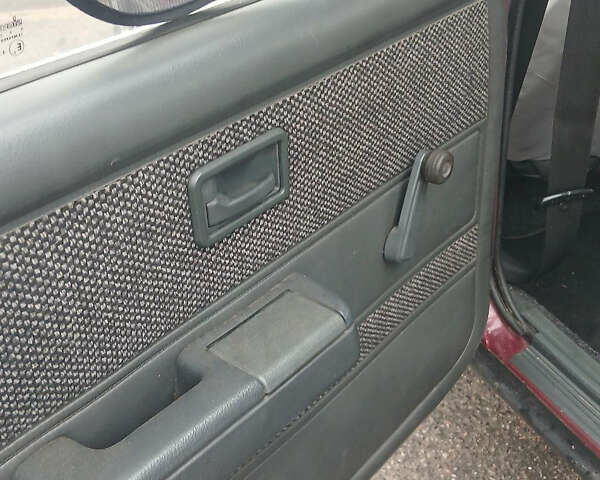 Червоний Опель Рекорд, об'ємом двигуна 1.8 л та пробігом 180 тис. км за 1264 $, фото 3 на Automoto.ua