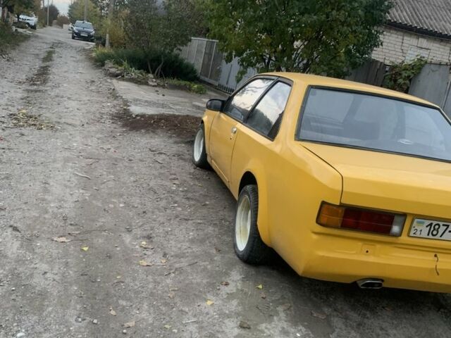 Желтый Опель Рекорд, объемом двигателя 2 л и пробегом 3 тыс. км за 403 $, фото 2 на Automoto.ua