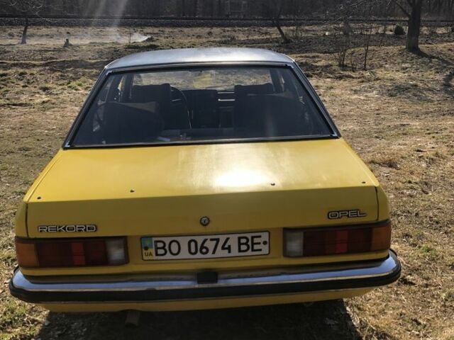 Жовтий Опель Рекорд, об'ємом двигуна 1.9 л та пробігом 3 тис. км за 994 $, фото 1 на Automoto.ua