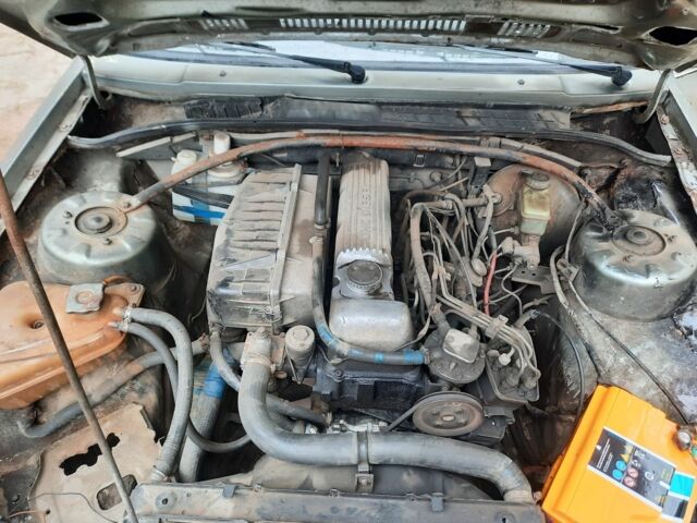 Сірий Опель Рекорд, об'ємом двигуна 2 л та пробігом 100 тис. км за 800 $, фото 4 на Automoto.ua