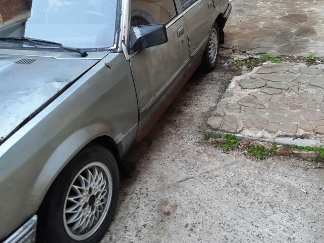 Сірий Опель Рекорд, об'ємом двигуна 2 л та пробігом 100 тис. км за 800 $, фото 3 на Automoto.ua