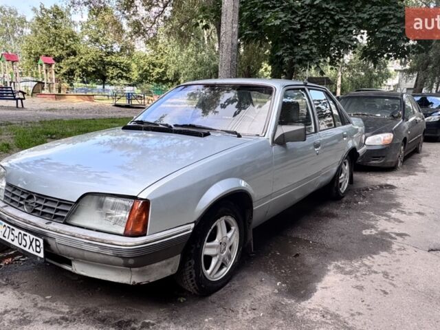 Сірий Опель Рекорд, об'ємом двигуна 0 л та пробігом 170 тис. км за 1300 $, фото 8 на Automoto.ua