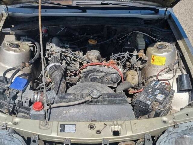 Сірий Опель Рекорд, об'ємом двигуна 1.8 л та пробігом 150 тис. км за 1750 $, фото 9 на Automoto.ua