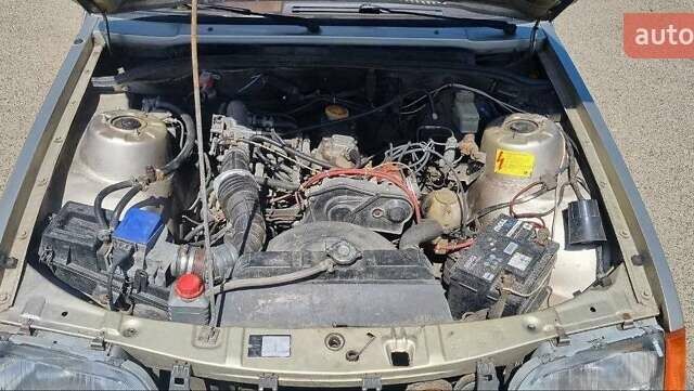 Серый Опель Рекорд, объемом двигателя 1.8 л и пробегом 150 тыс. км за 1750 $, фото 8 на Automoto.ua