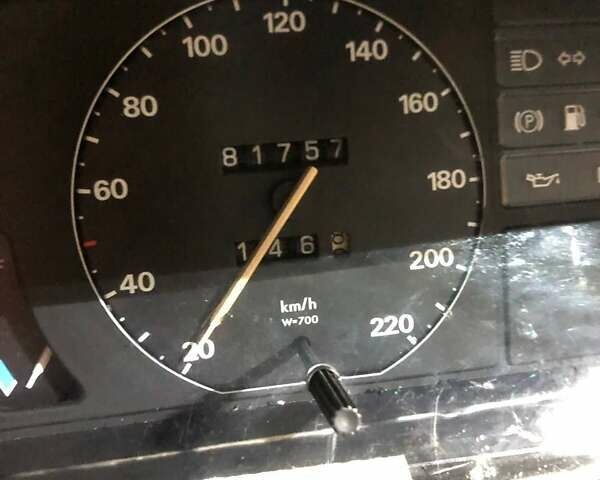 Серый Опель Рекорд, объемом двигателя 1.8 л и пробегом 281 тыс. км за 800 $, фото 8 на Automoto.ua