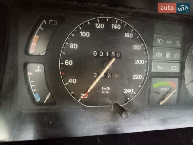 Серый Опель Рекорд, объемом двигателя 2.2 л и пробегом 600 тыс. км за 700 $, фото 4 на Automoto.ua