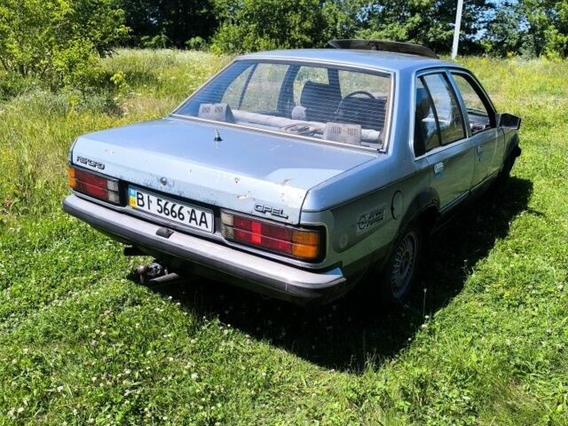Синій Опель Рекорд, об'ємом двигуна 0 л та пробігом 30 тис. км за 337 $, фото 2 на Automoto.ua