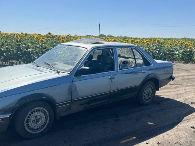 Синій Опель Рекорд, об'ємом двигуна 2 л та пробігом 10 тис. км за 416 $, фото 5 на Automoto.ua