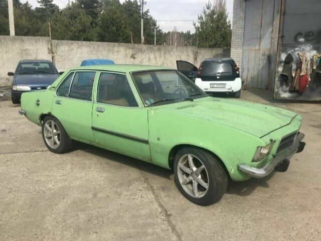 Зелений Опель Рекорд, об'ємом двигуна 2 л та пробігом 190 тис. км за 1499 $, фото 1 на Automoto.ua