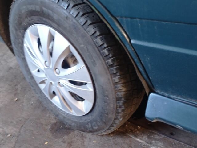 Зеленый Опель Рекорд, объемом двигателя 2 л и пробегом 1000 тыс. км за 718 $, фото 2 на Automoto.ua