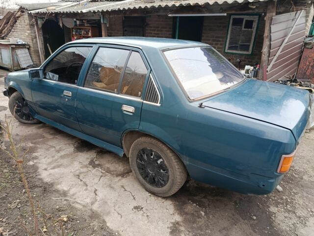 Зеленый Опель Рекорд, объемом двигателя 0 л и пробегом 1000 тыс. км за 452 $, фото 3 на Automoto.ua