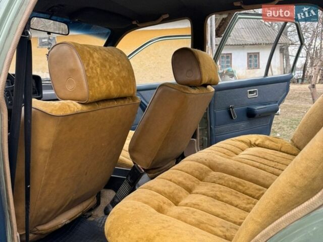 Зелений Опель Рекорд, об'ємом двигуна 2 л та пробігом 370 тис. км за 700 $, фото 2 на Automoto.ua