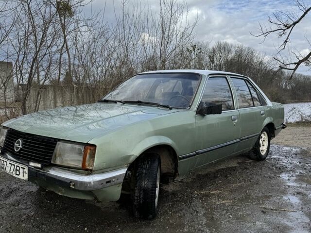 Зелений Опель Рекорд, об'ємом двигуна 2 л та пробігом 370 тис. км за 690 $, фото 6 на Automoto.ua