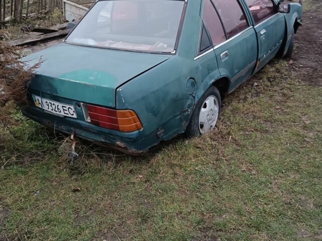 Зеленый Опель Рекорд, объемом двигателя 2 л и пробегом 2 тыс. км за 500 $, фото 2 на Automoto.ua