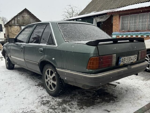 Зелений Опель Рекорд, об'ємом двигуна 1.8 л та пробігом 320 тис. км за 1087 $, фото 8 на Automoto.ua