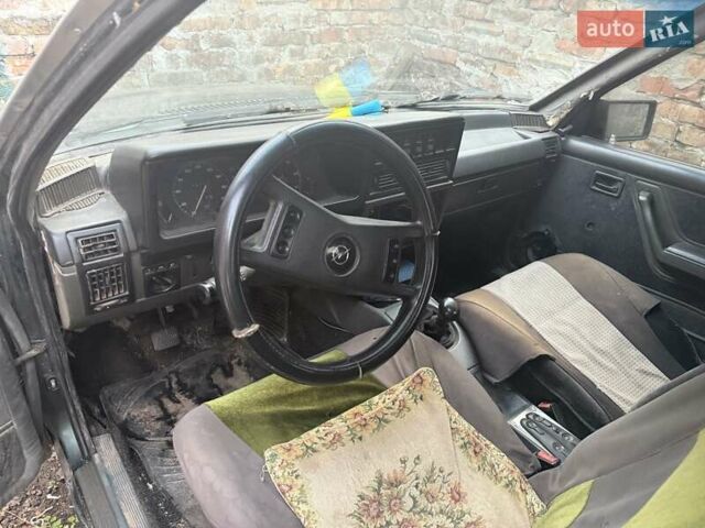 Зеленый Опель Рекорд, объемом двигателя 1.8 л и пробегом 160 тыс. км за 1100 $, фото 6 на Automoto.ua