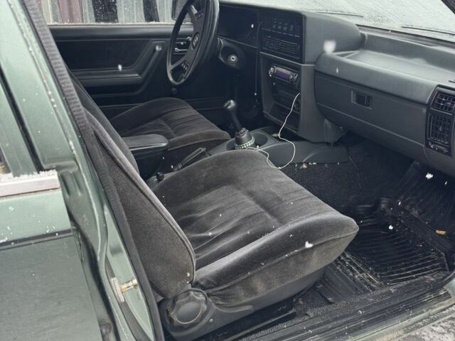 Зелений Опель Рекорд, об'ємом двигуна 1.8 л та пробігом 320 тис. км за 1087 $, фото 6 на Automoto.ua