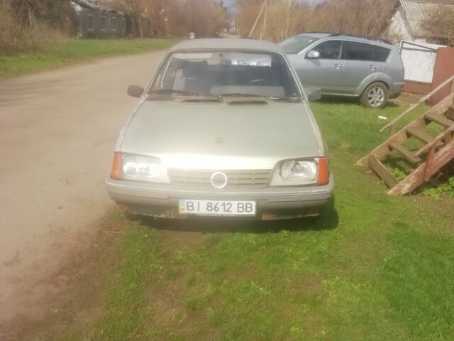 Зелений Опель Рекорд, об'ємом двигуна 0 л та пробігом 1 тис. км за 345 $, фото 1 на Automoto.ua