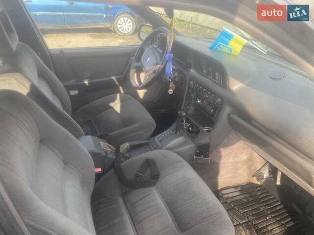 Черный Опель Сенатор, объемом двигателя 2.8 л и пробегом 300 тыс. км за 2000 $, фото 3 на Automoto.ua