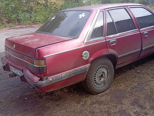 Красный Опель Сенатор, объемом двигателя 2.2 л и пробегом 200 тыс. км за 408 $, фото 1 на Automoto.ua