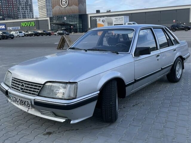 Серый Опель Сенатор, объемом двигателя 0 л и пробегом 200 тыс. км за 1100 $, фото 13 на Automoto.ua