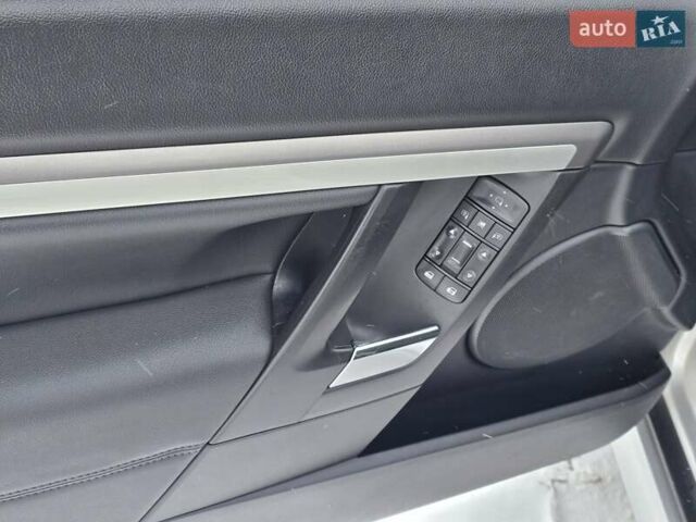 Белый Опель Сигнум, объемом двигателя 1.8 л и пробегом 208 тыс. км за 4900 $, фото 13 на Automoto.ua